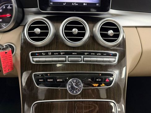 Used 2018 Mercedes-Benz C 300 C 300 4MATIC Sedan w/ Premium Package image 52