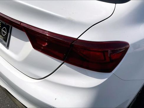 Used 2023 Kia Forte LXS FWD image 28