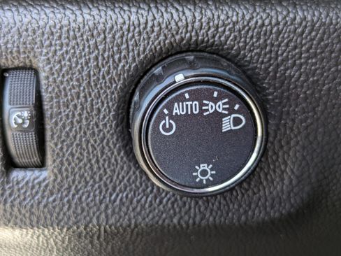 Used 2018 Chevrolet Colorado W/T w/ WT Convenience Package image 23