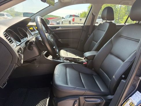 Used 2019 Volkswagen Golf Alltrack S AWD/4WD image 11