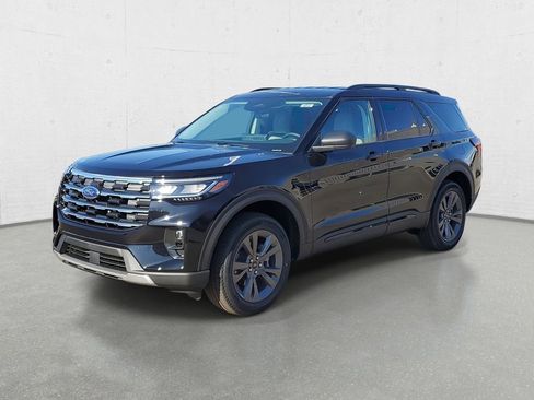 New 2026 Ford Explorer Active image 4