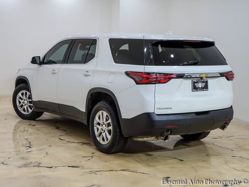 Used 2023 Chevrolet Traverse LS w/ Safety Package AWD/4WD image 10