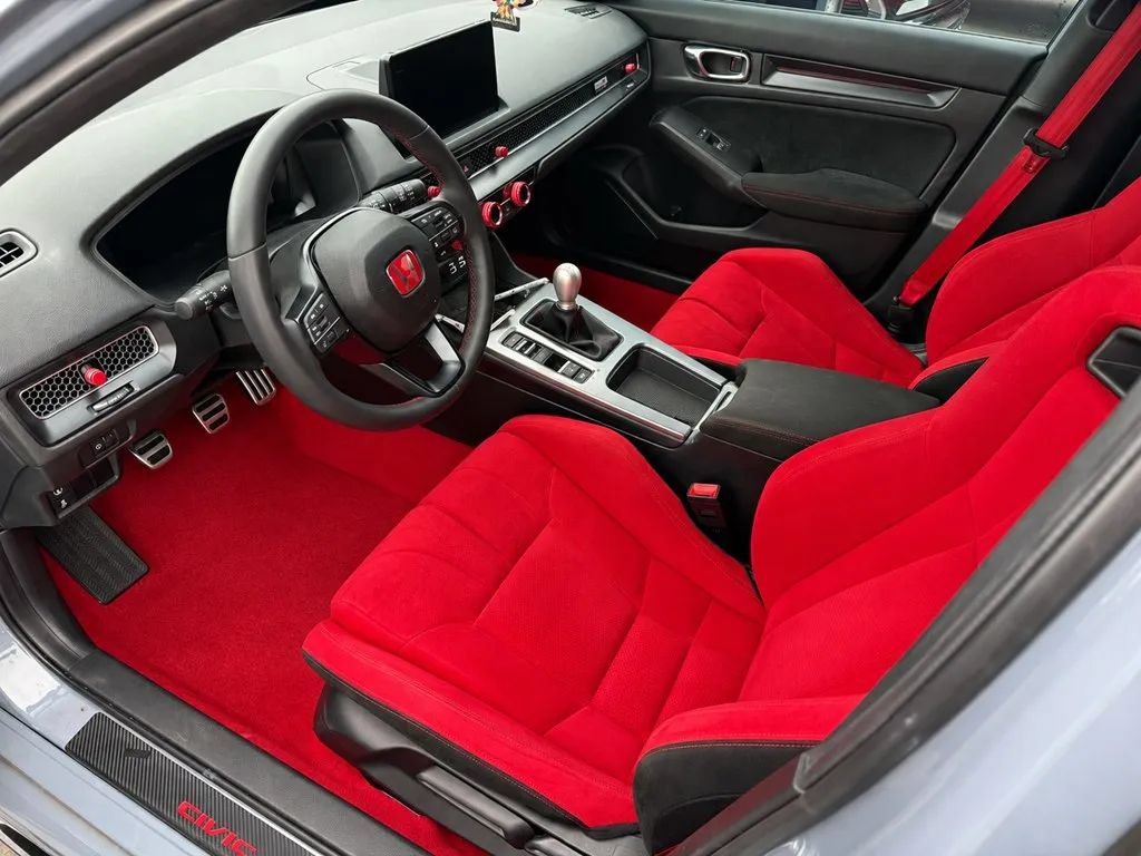 Used 2025 Honda Civic Type R image 7