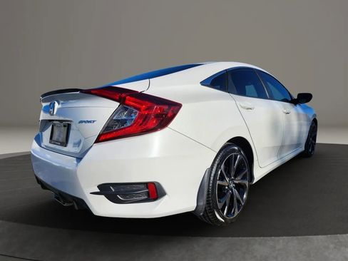 Used 2019 Honda Civic Sport image 5