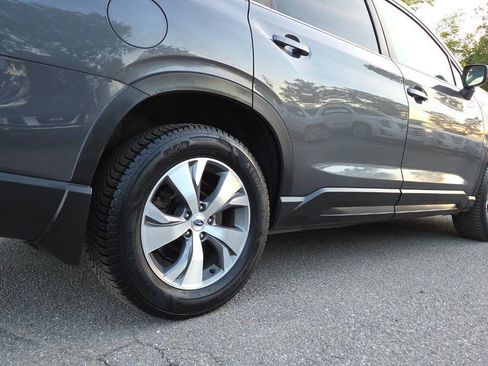 Used 2019 Subaru Ascent Premium AWD/4WD image 16