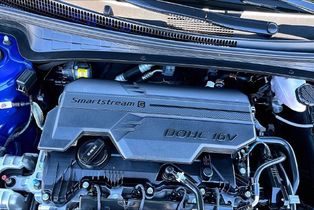 Used 2022 Hyundai Elantra SEL FWD image 28