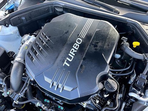 Used 2025 Genesis G70 3.3T Advanced w/ Sport Prestige Package image 32