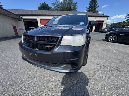Used 2014 Dodge Grand Caravan SE FWD image 12