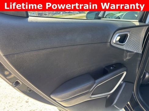 Used 2023 Kia Soul LX w/ Option Group 015 image 11