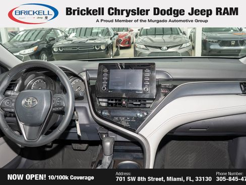 Used 2023 Toyota Camry SE image 19