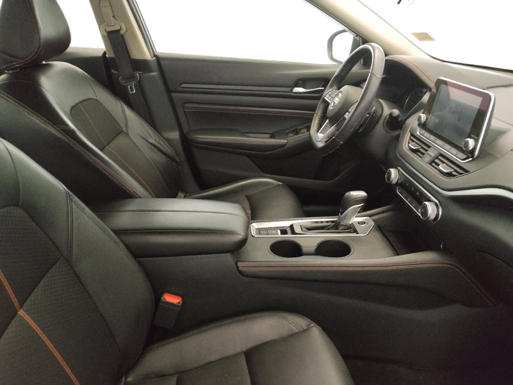 Used 2019 Nissan Altima 2.5 SR w/ SR Premium Package AWD/4WD image 21