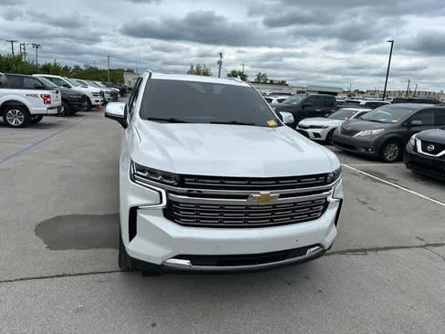 Used 2021 Chevrolet Suburban Premier AWD/4WD image 28