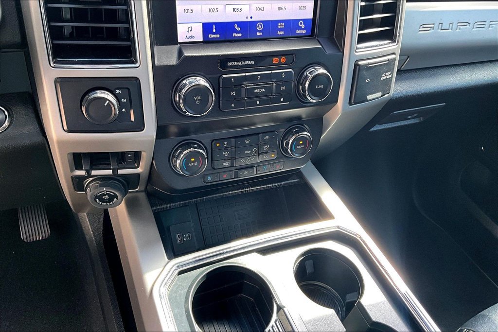 Used 2020 Ford F350 Lariat w/ Lariat Ultimate Package AWD/4WD image 25