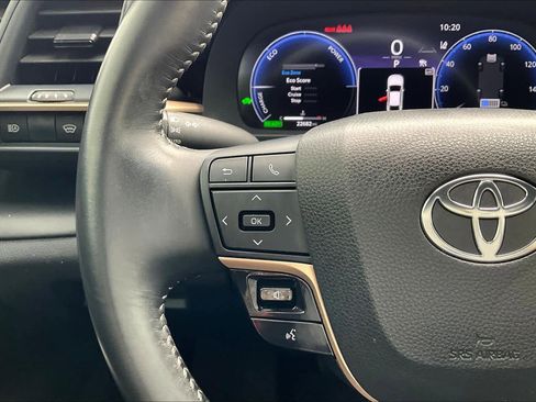 Used 2024 Toyota Crown XLE image 22