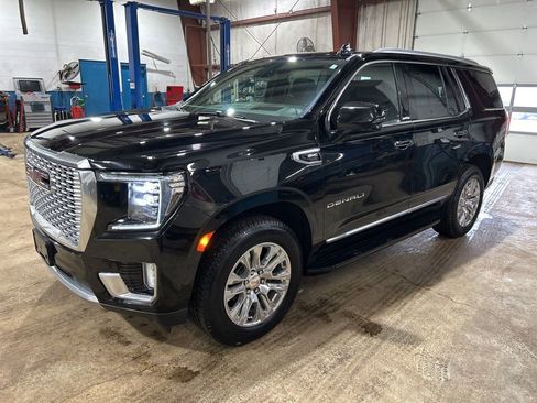 Used 2022 GMC Yukon Denali image 1