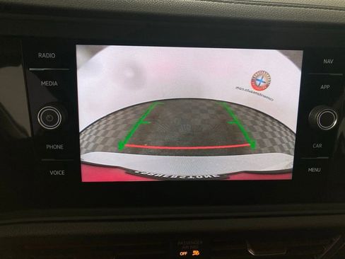 Used 2024 Volkswagen Jetta SEL image 5