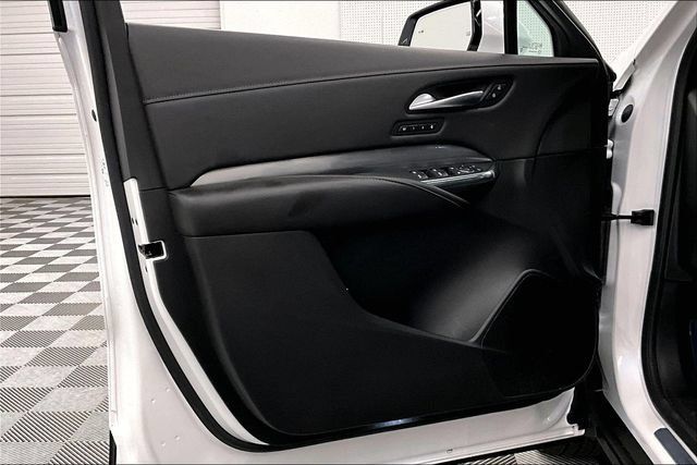Used 2025 Cadillac XT4 Premium Luxury w/ LPO, Floor Liner Package AWD/4WD image 21