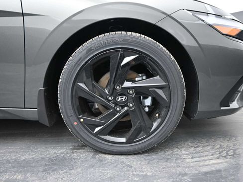 New 2026 Hyundai Elantra SEL Sport Premium image 10