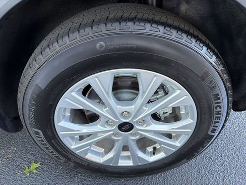 Used 2025 Ford Escape Active FWD image 19