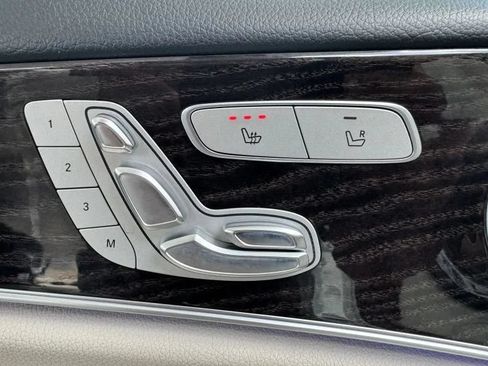 Used 2019 Mercedes-Benz E 300 w/ Premium 1 Package image 42