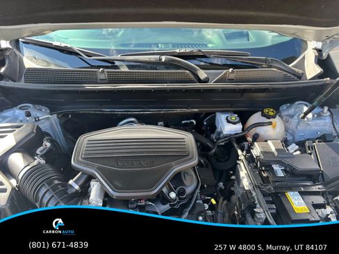 Used 2022 GMC Acadia AT4 w/ Technology Package image 31