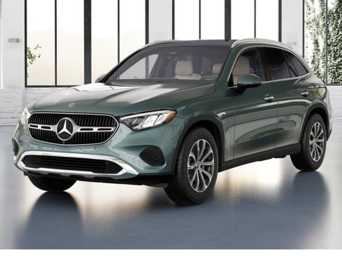 Used 2026 Mercedes-Benz GLC 300 4MATIC image 1