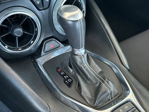 Used 2023 Chevrolet Camaro LT RWD image 27