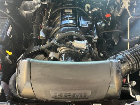 New 2025 Dodge Durango R/T w/ Blacktop Package image 31