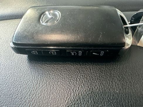 Used 2025 MAZDA CX-90 3.3 Turbo w/ Preferred Package AWD/4WD image 28