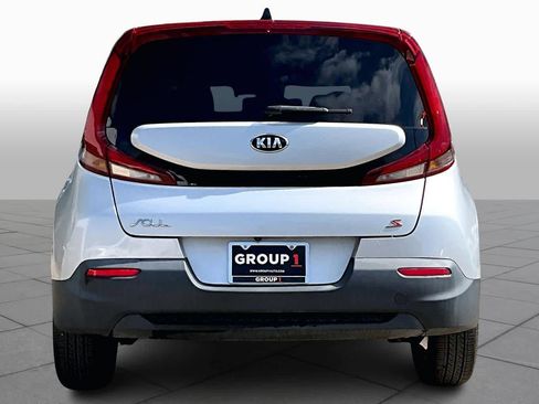 Used 2020 Kia Soul S image 5