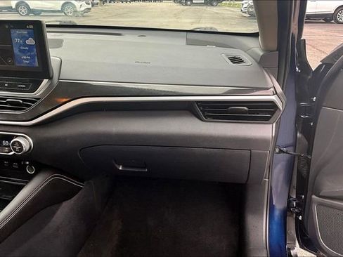 Used 2023 Nissan Altima 2.0 SR FWD image 26