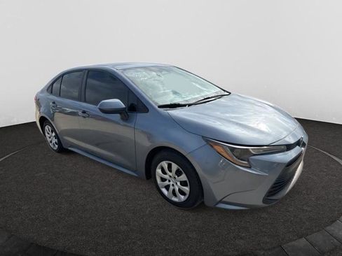 Used 2023 Toyota Corolla LE image 1