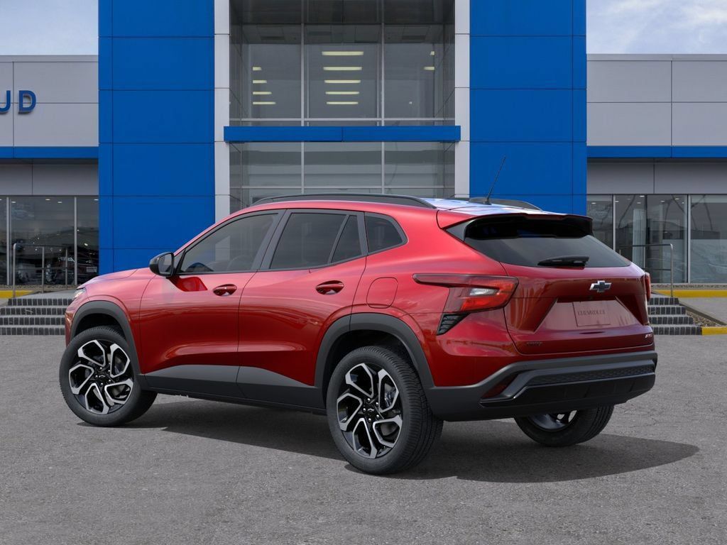 New 2026 Chevrolet Trax RS w/ Driver Confidence Package FWD image 3
