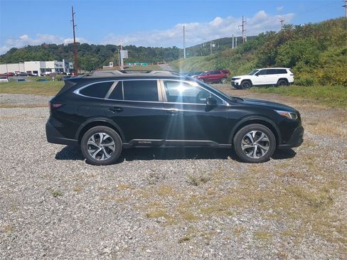 Used 2022 Subaru Outback Limited image 2