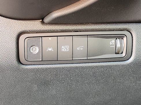 New 2026 Chevrolet Equinox EV RS image 12