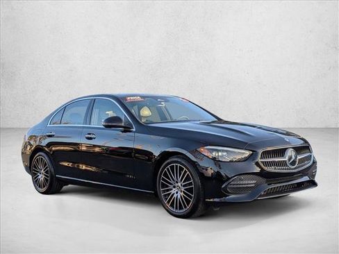 Used 2025 Mercedes-Benz C 300 Sedan image 3