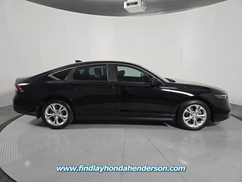 Certified 2023 Honda Accord LX image 7