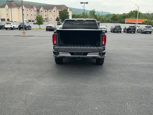 Used 2021 GMC Sierra 1500 SLT w/ SLT Premium Package AWD/4WD image 31
