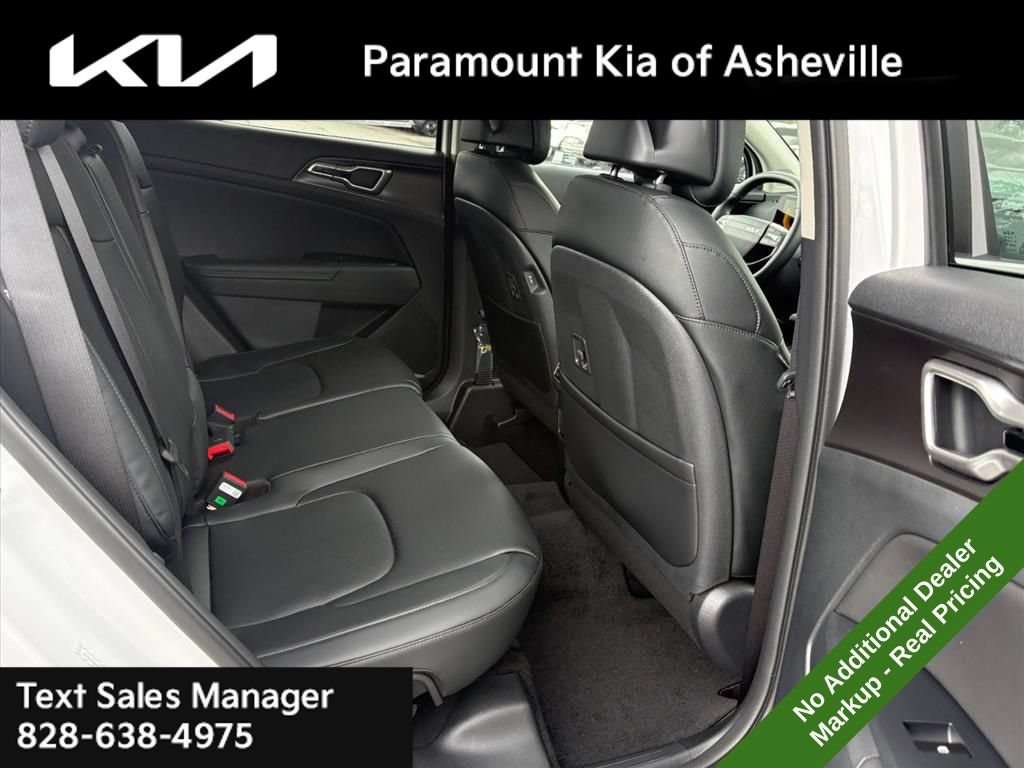 New 2026 Kia Sportage EX FWD image 22