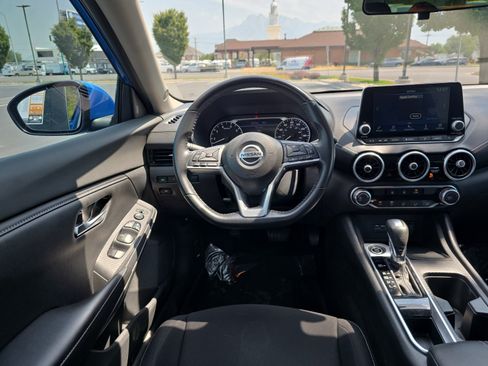 Used 2022 Nissan Sentra SV w/ Trunk Package FWD image 12