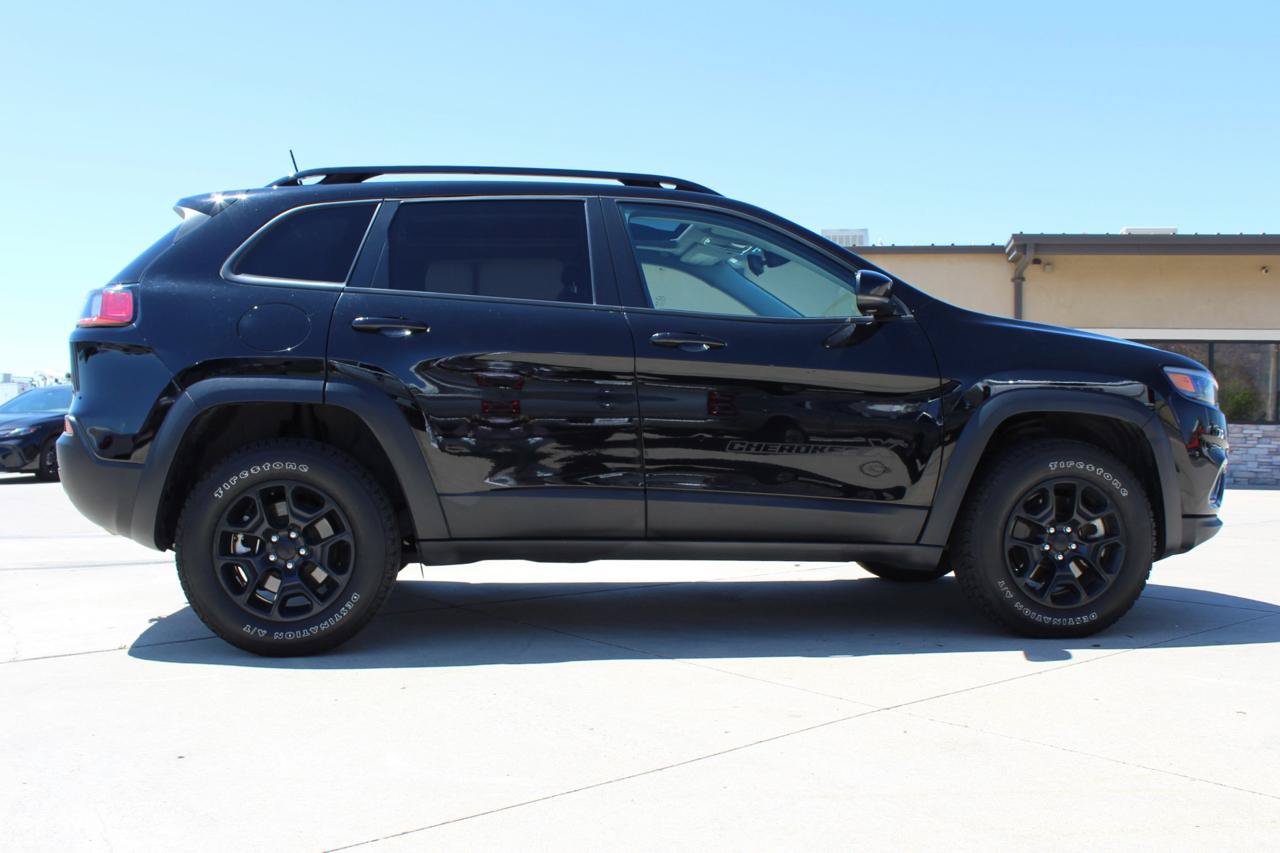 Used 2022 Jeep Cherokee Latitude w/ Sun & Sound Group AWD/4WD image 61