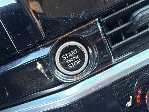 Certified 2022 Nissan Pathfinder SL image 12