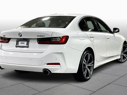 Used 2024 BMW 330i xDrive Sedan w/ Convenience Package image 12