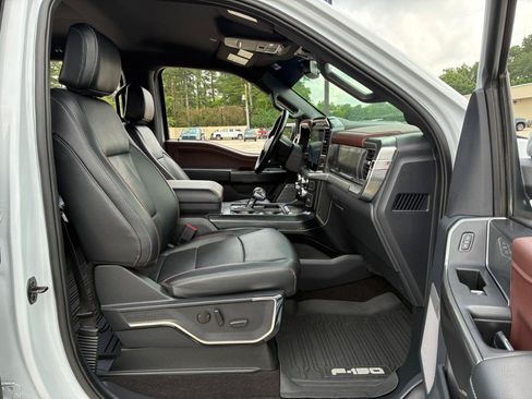 Used 2022 Ford F150 Lariat AWD/4WD image 16