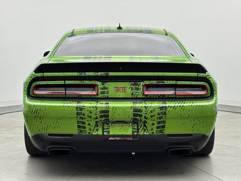 Used 2021 Dodge Challenger SRT Hellcat RWD image 6
