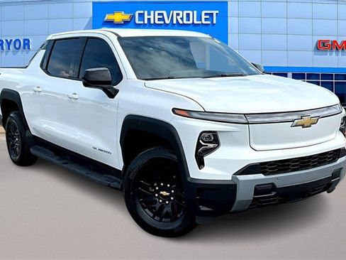 New 2026 Chevrolet Silverado EV LT image 1