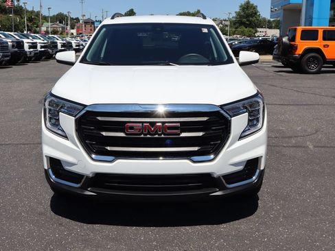 Used 2023 GMC Terrain SLE w/ Driver Convenience Package FWD image 32