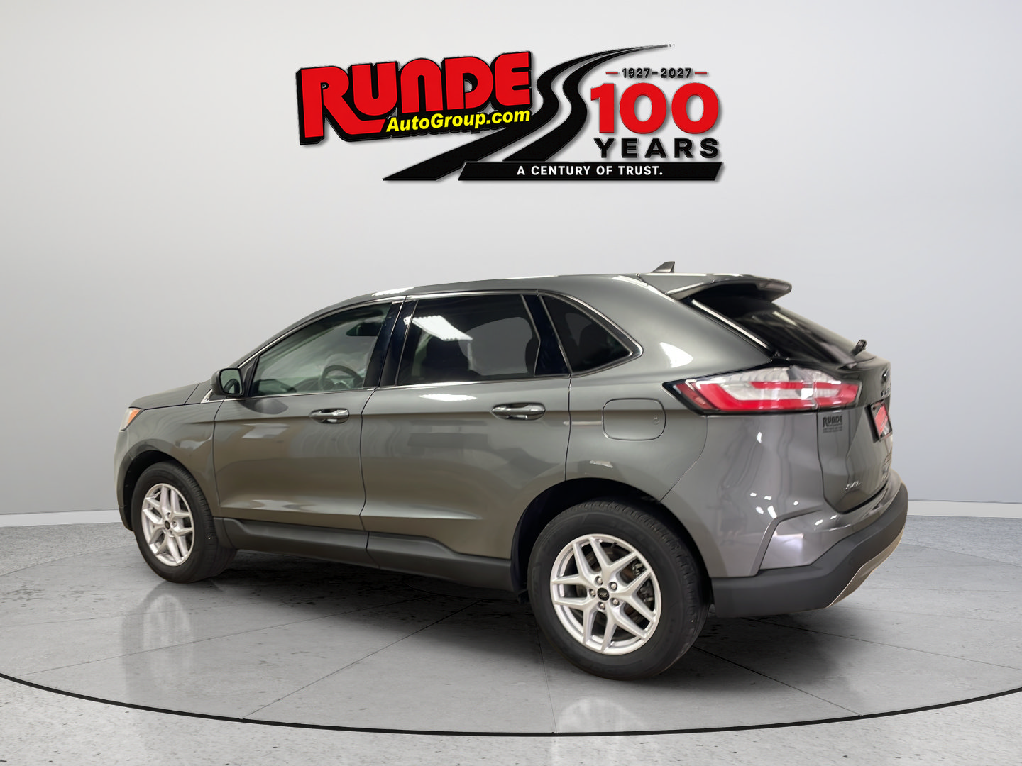Used 2023 Ford Edge SEL AWD/4WD image 4