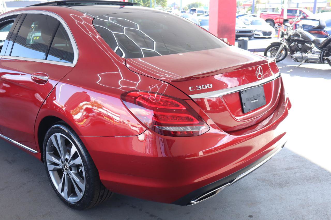 Used 2016 Mercedes-Benz C 300 Sedan image 9
