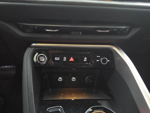 Used 2025 Audi Q5 Premium Plus image 4